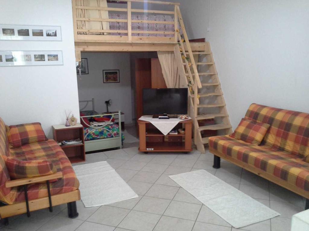 Lovely House Apartment Nebida Екстериор снимка