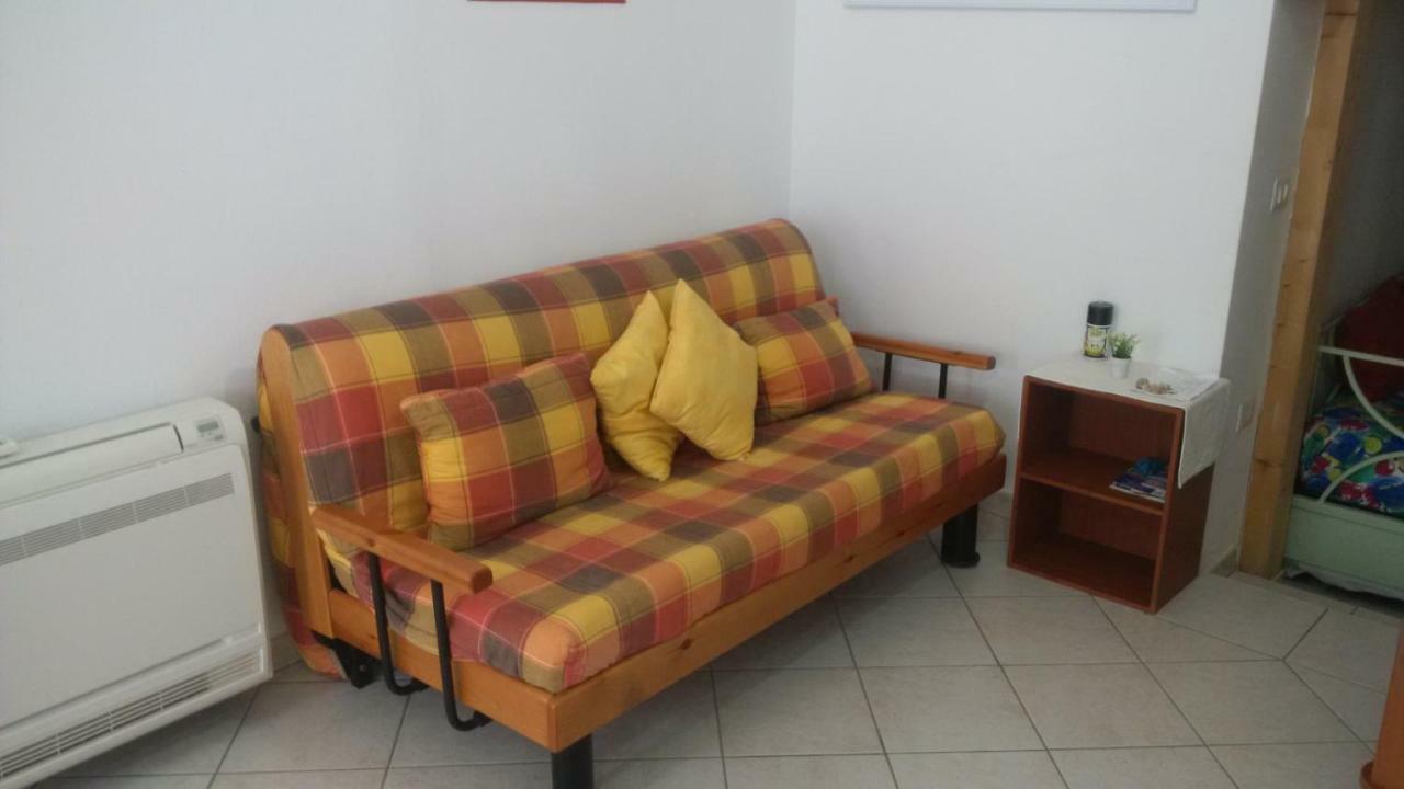 Lovely House Apartment Nebida Екстериор снимка